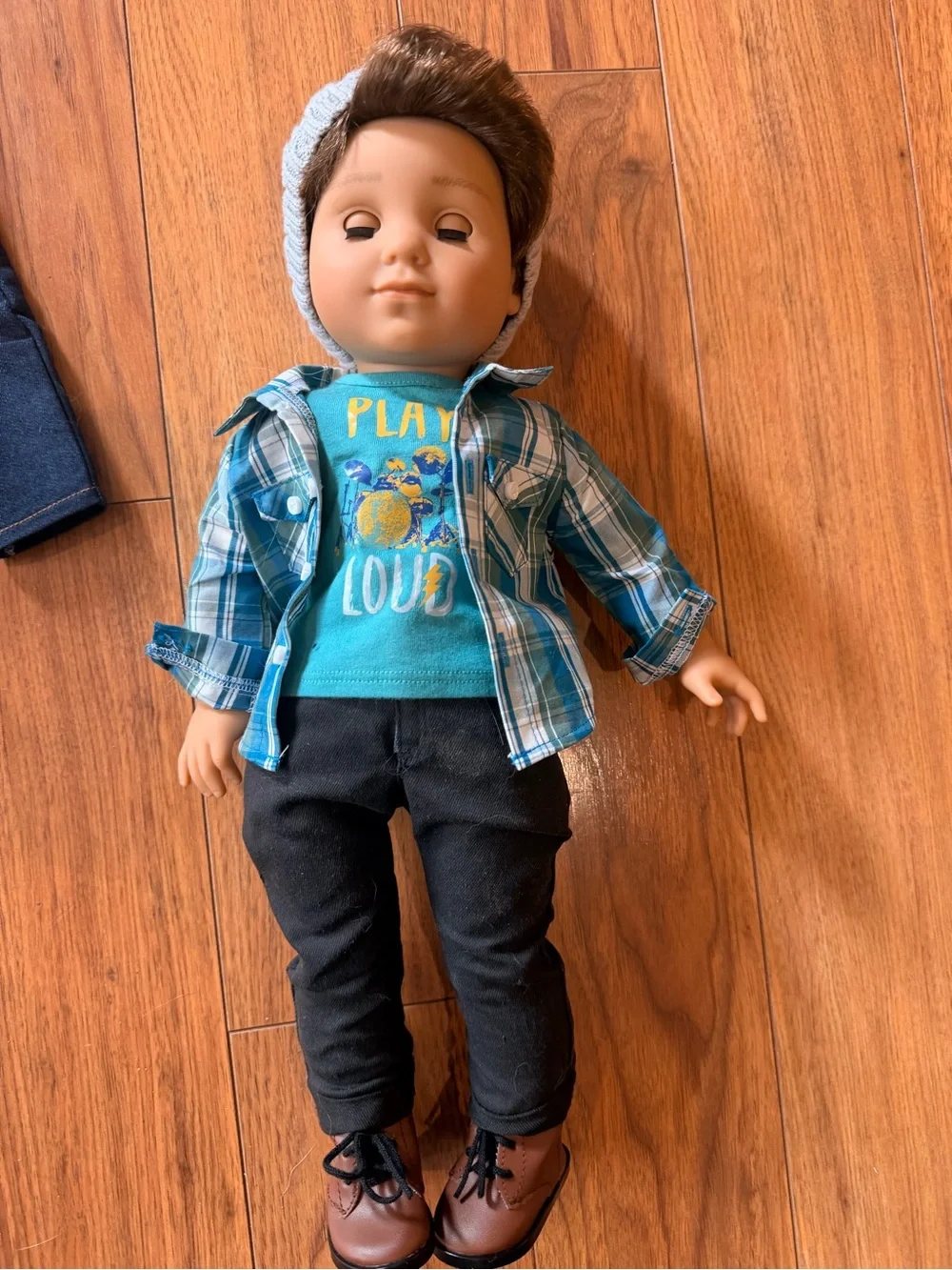 Logan American Girl Doll with outfit